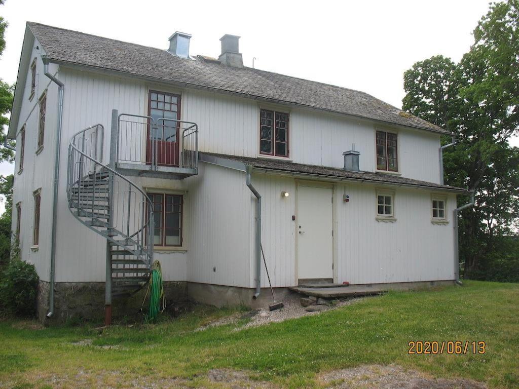 Amazing Home In Mellerud With 4 Bedrooms And Wifi Exterior foto