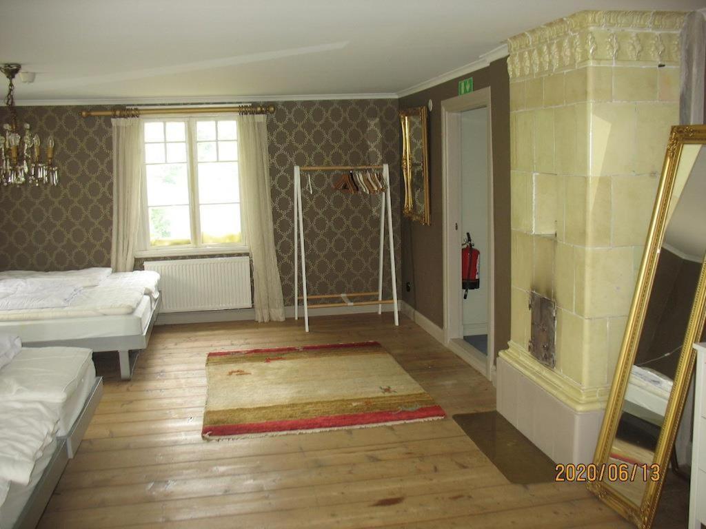 Amazing Home In Mellerud With 4 Bedrooms And Wifi Exterior foto